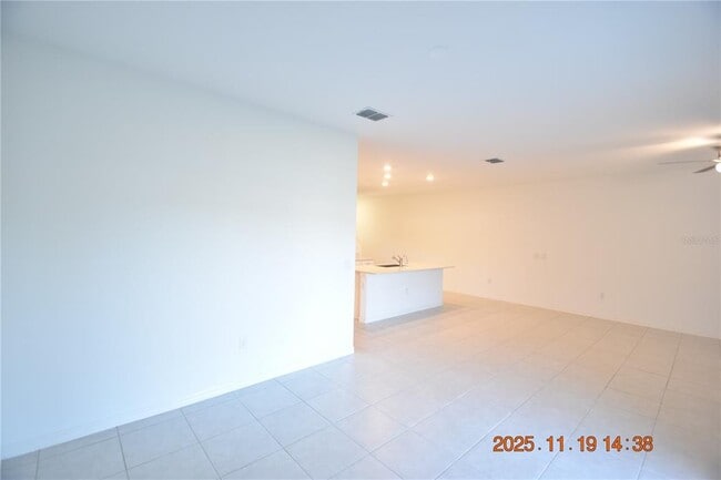 Building Photo - 6252 Shiner St