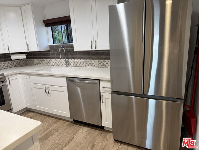 Building Photo - 26664 Seagull Way