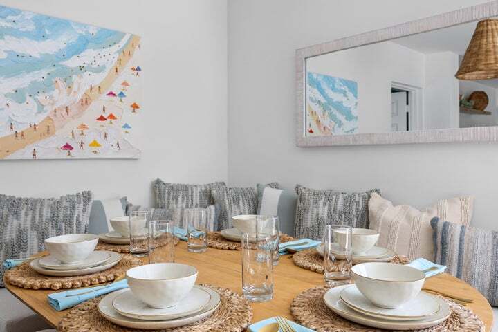 Building Photo - 1096 SW 27th Ave