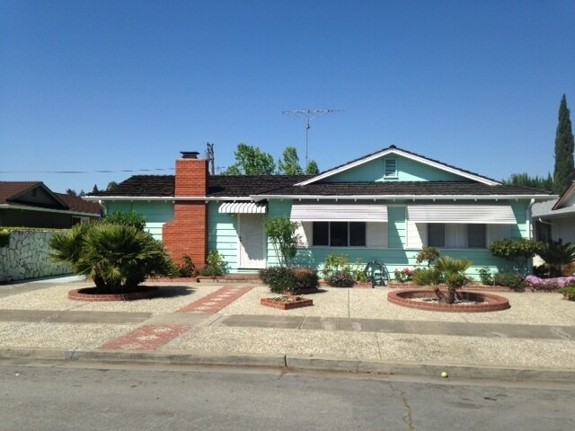 Building Photo - 0166 - MERRY LN