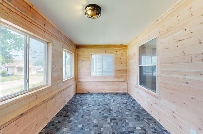 Building Photo - 2619 Prospect Ave