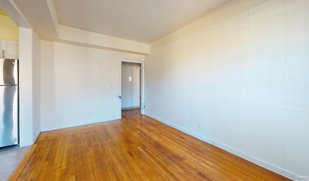 Building Photo - 1157 Commonwealth Ave