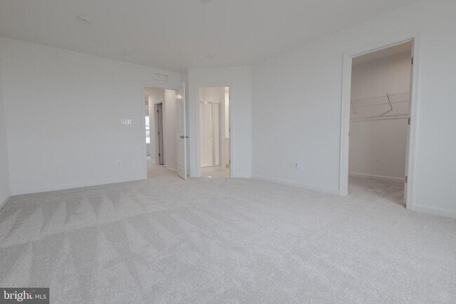 Building Photo - 25 Nymph Rd