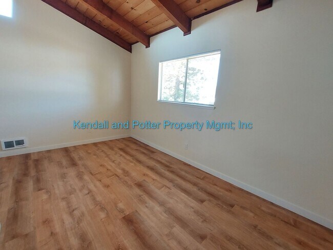 Building Photo - East Lake Ranch, LLC