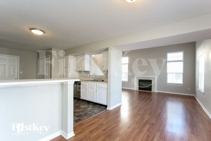 Building Photo - 15254 Fawn Meadow Dr