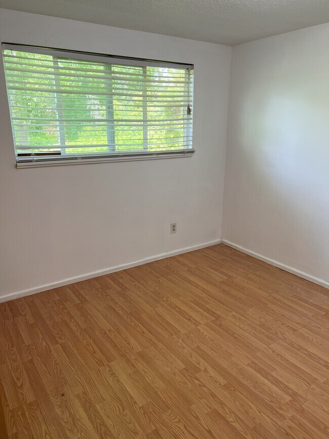 bedroom #1 - 13206 31st Ave S