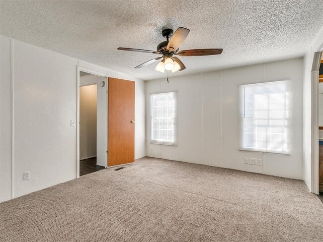 Building Photo - 7741 142nd St