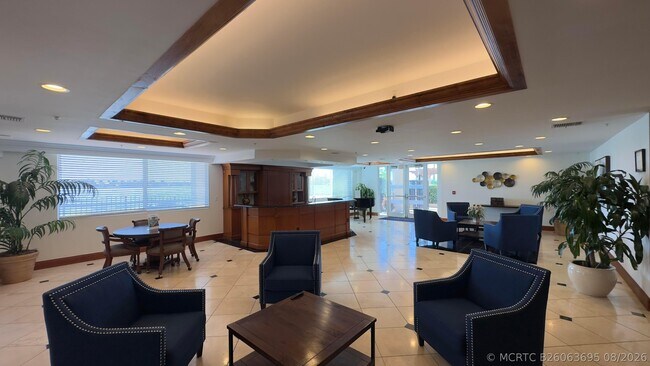 Building Photo - 1801 N Flagler Dr
