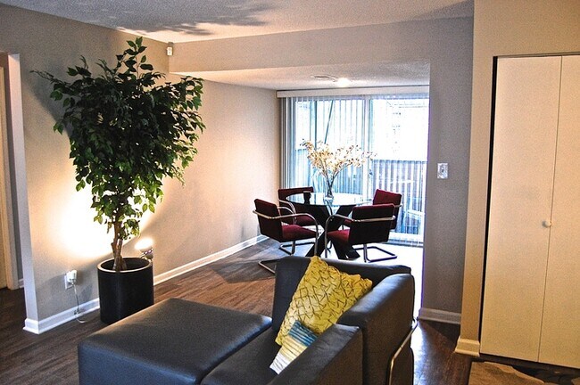 Primary Photo - Beautifully Renovated Apartment | The Arabell