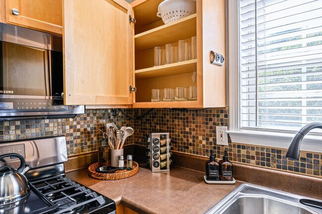 Building Photo - 1431 Bay Overlook Dr