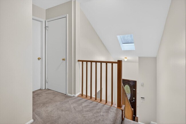 Building Photo - 34 Jeffrey Cir