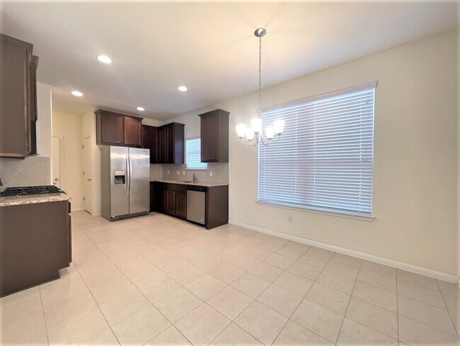 Building Photo - 153 Pine Island Ln