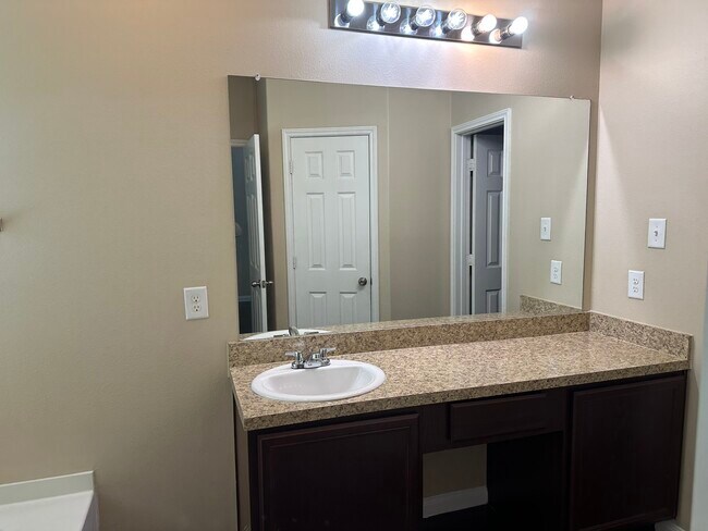 Building Photo - 21535 N Werrington Way