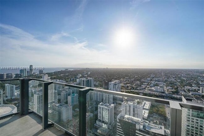 Building Photo - 88 SW 7th St