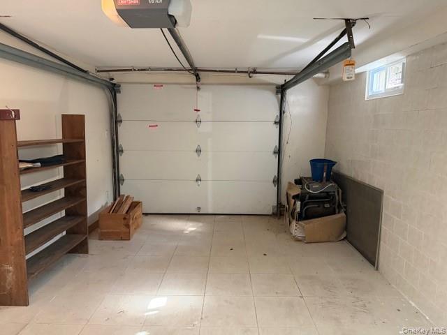 Building Photo - 268 Schenck Ave