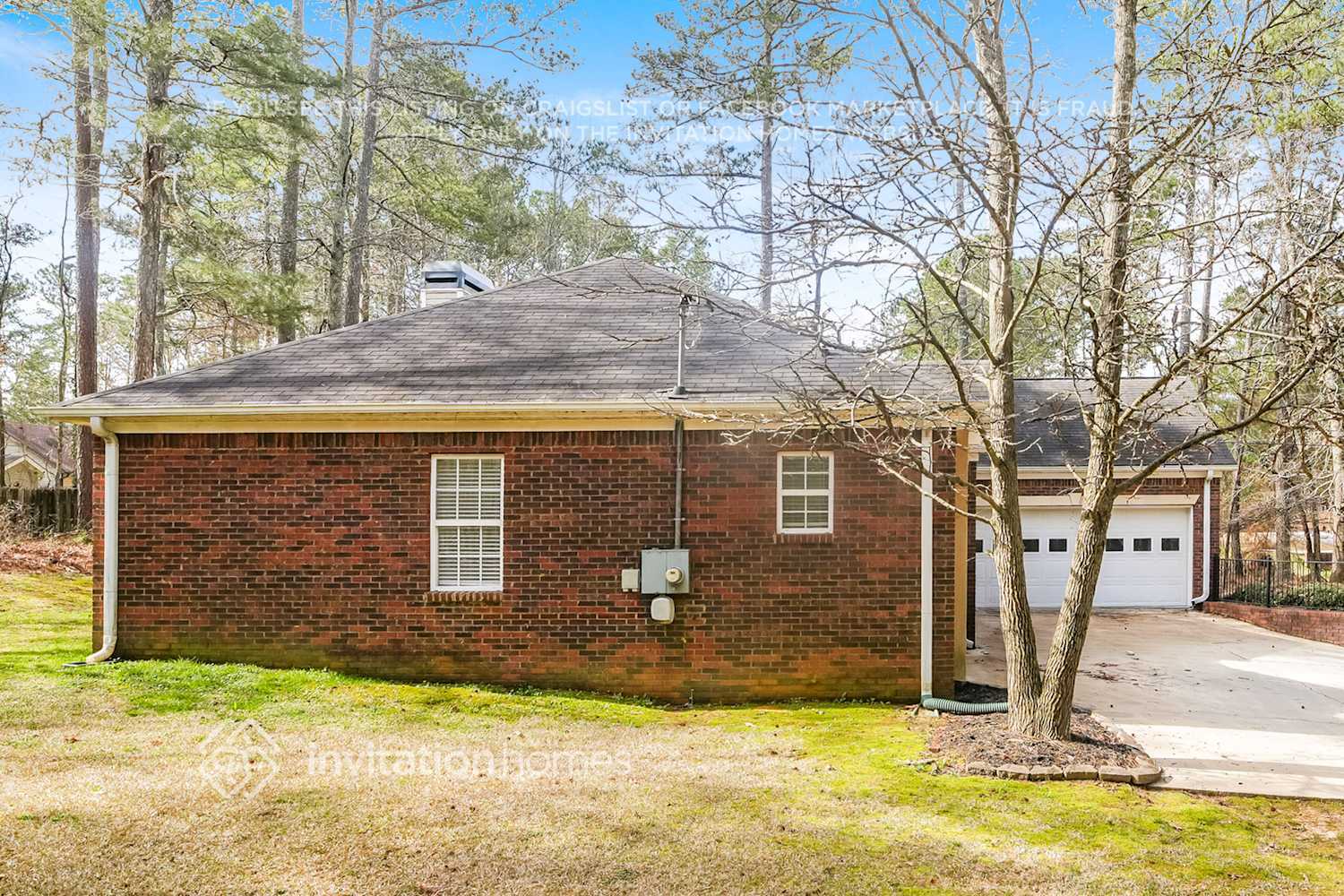 Building Photo - 3061 Ridgeview Dr