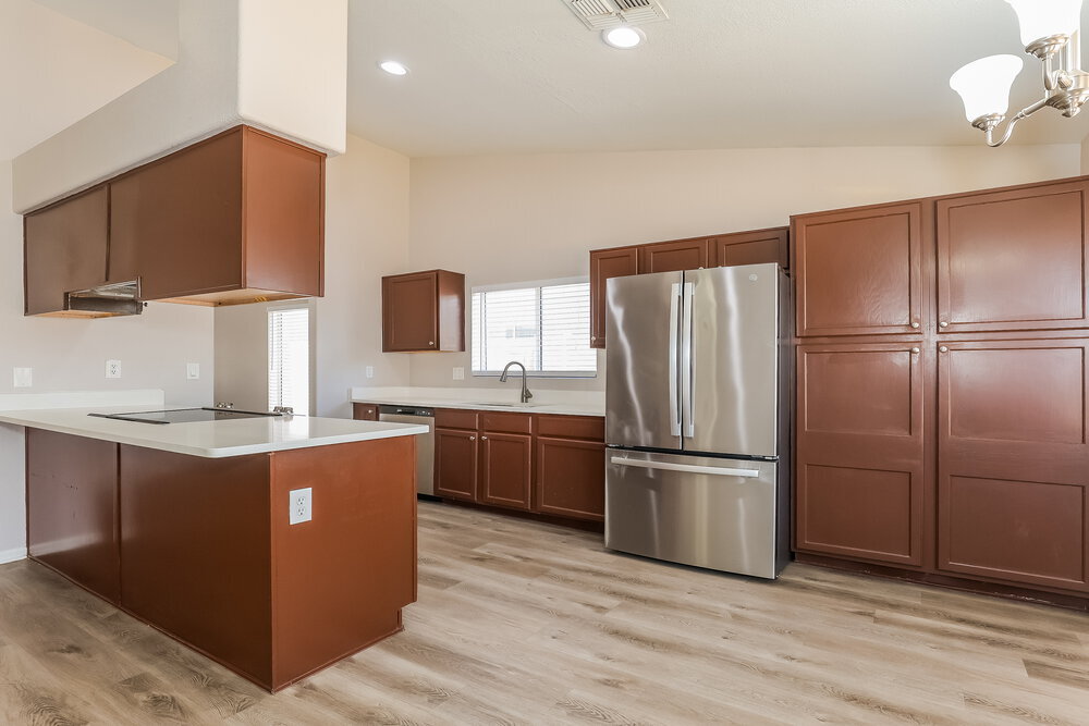 Building Photo - 10249 W Orange Dr