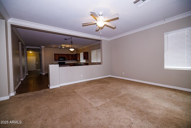 Building Photo - 1242 E Cassia Ln