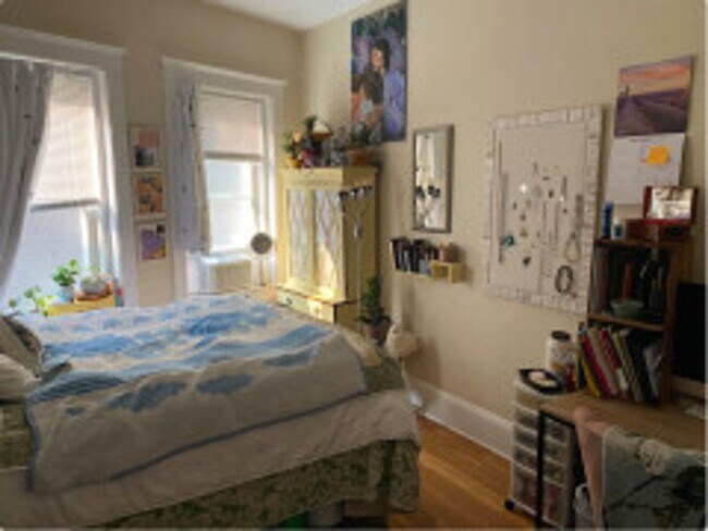 Building Photo - Mission Hill - 2 BR Apartment - 9/1/26 - NO BROKER FEE