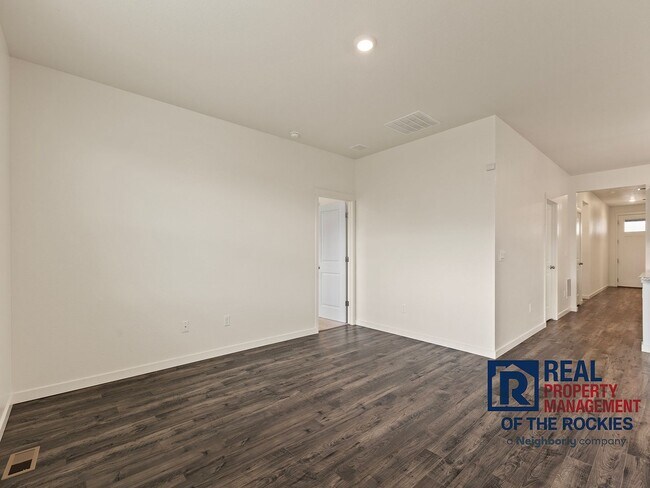 Building Photo - Fantastic 4-Bed, 2-Bath Ranch Style Home i...