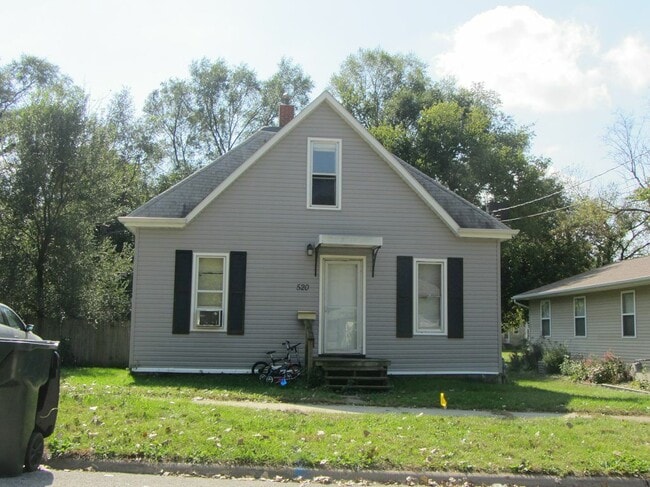 Primary Photo - 2 BR HOUSE - $825/mo -