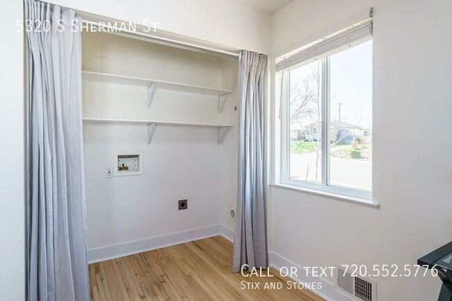 Building Photo - 5320 S Sherman St
