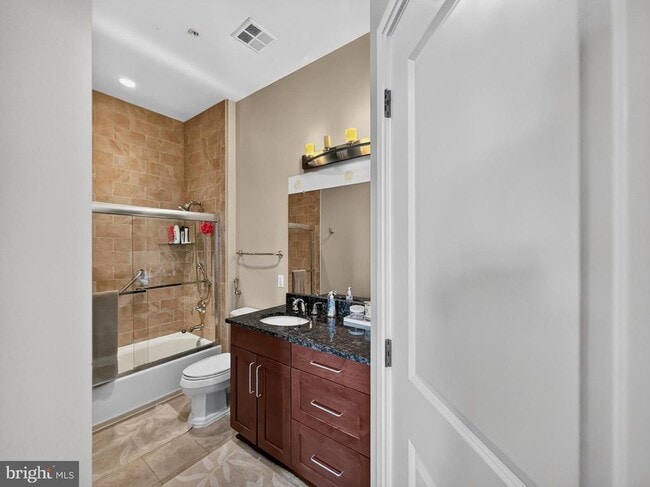 Building Photo - 8220 Crestwood Heights Dr