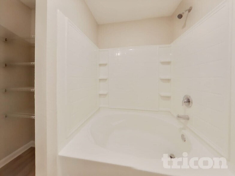 Building Photo - 3530 Ridge Hill Pkwy