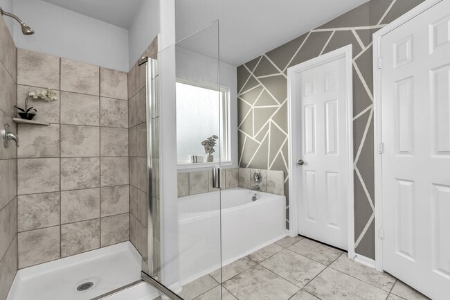 Building Photo - 2411 Zephyr Ln