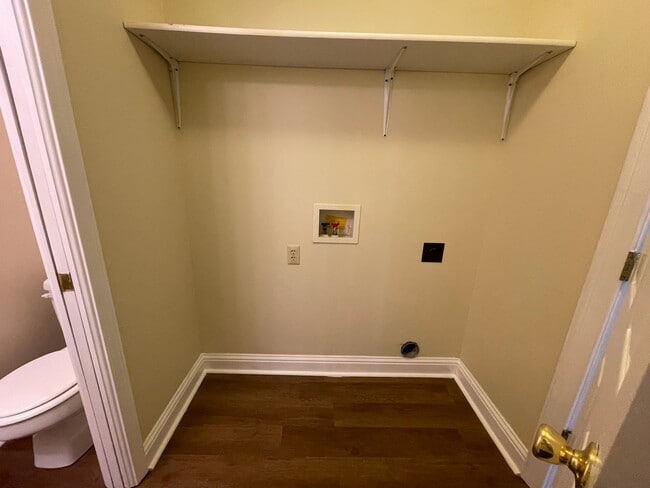 Building Photo - 3425 Legacy Run