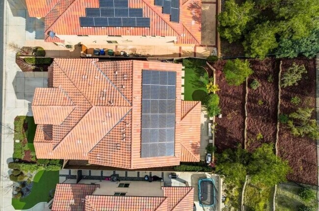 Building Photo - 445 Adobe Estates Dr