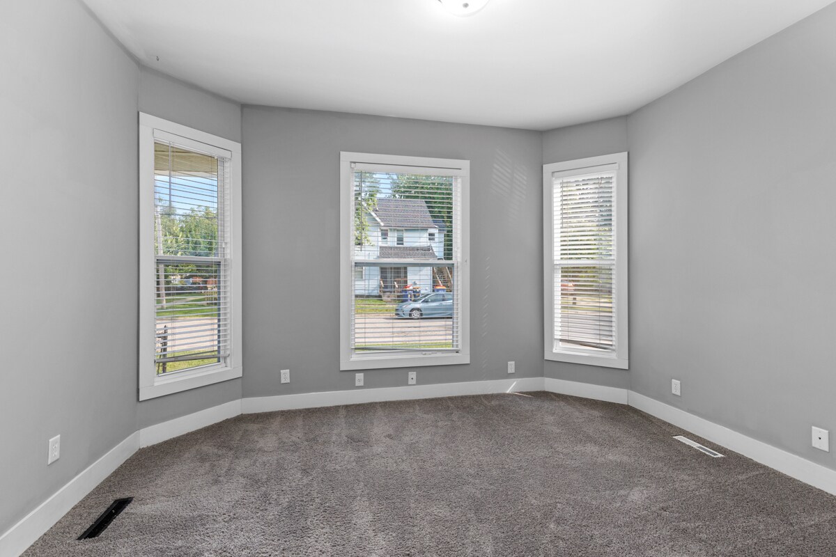 Building Photo - 624 California St NW