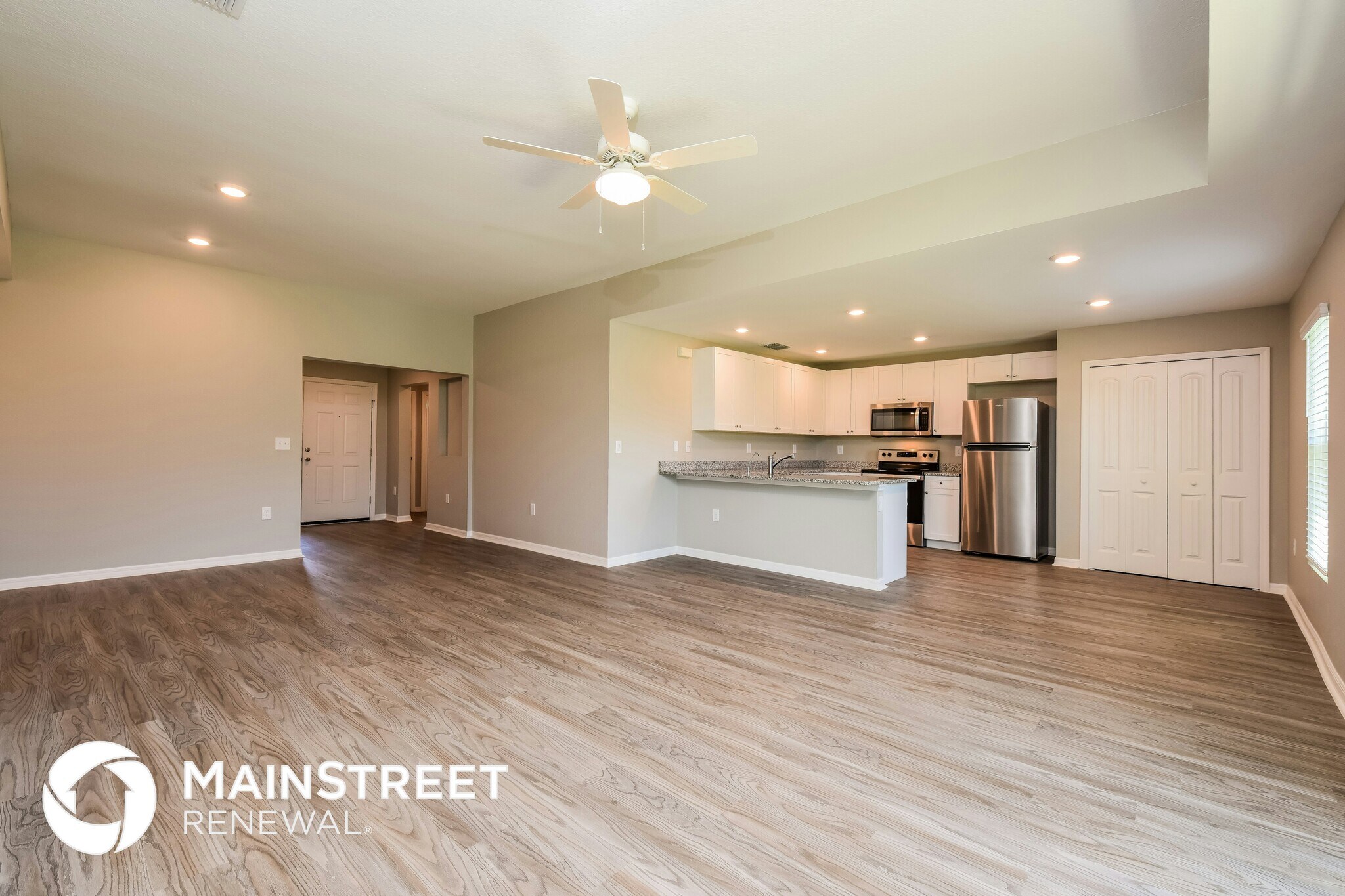 Building Photo - 1220 NW 36th Pl