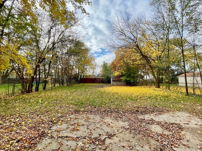 Building Photo - Two Bedroom Home in Muskegon