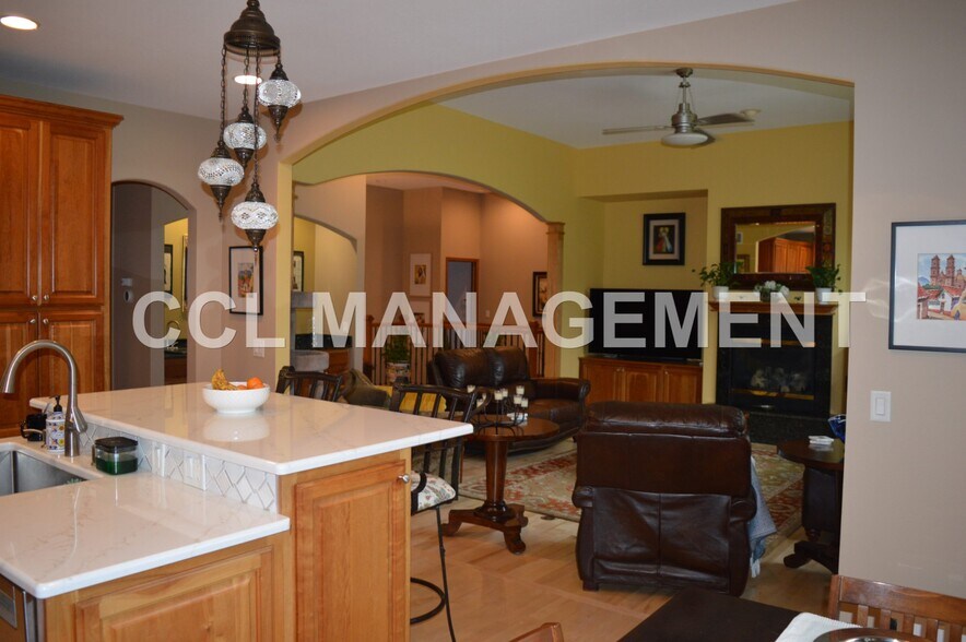 Building Photo - 9217 Bear Claw Way