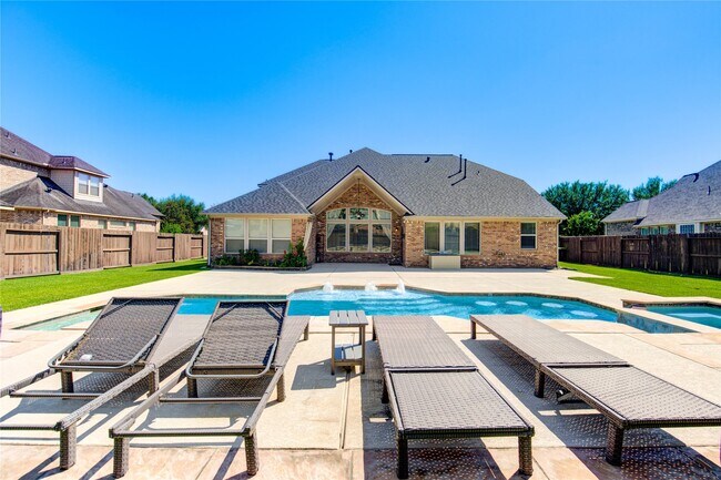 Building Photo - 28318 Wild Mustang Ln