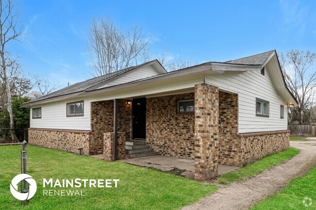 Building Photo - 12715 Zavalla St