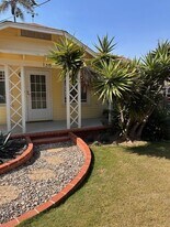 Front door - 138 W Glaucus St