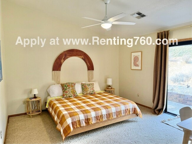 Building Photo - Charming 3 Bedroom 2 Bathroom Home In The Highly Desired Juniper Terrace Neighborhood!!