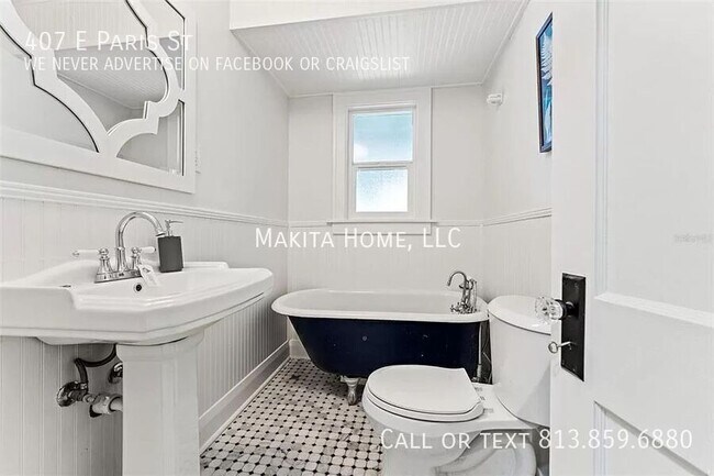 Building Photo - 407 E Paris St