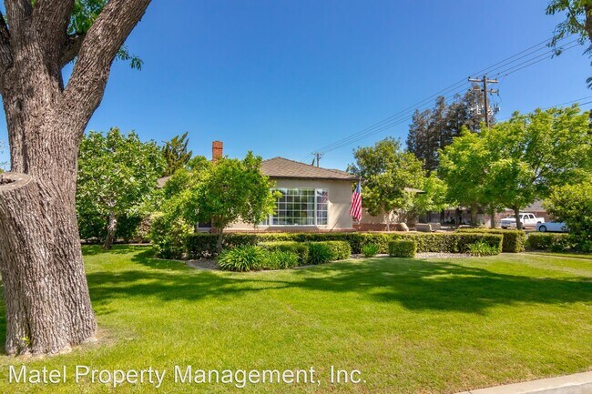 Building Photo - 4 br, 2.5 bath House - 1439 MERRITT ST