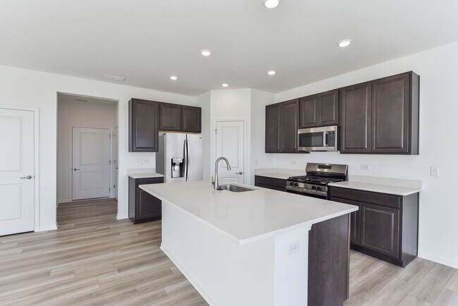 Building Photo - 15238 S Hepworth Ct