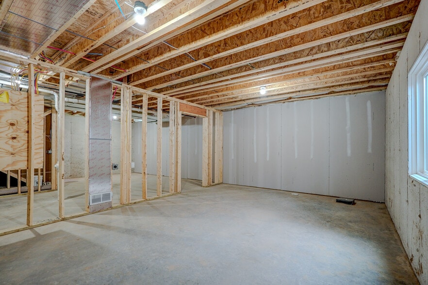 Building Photo - 4811 Brassica Rd