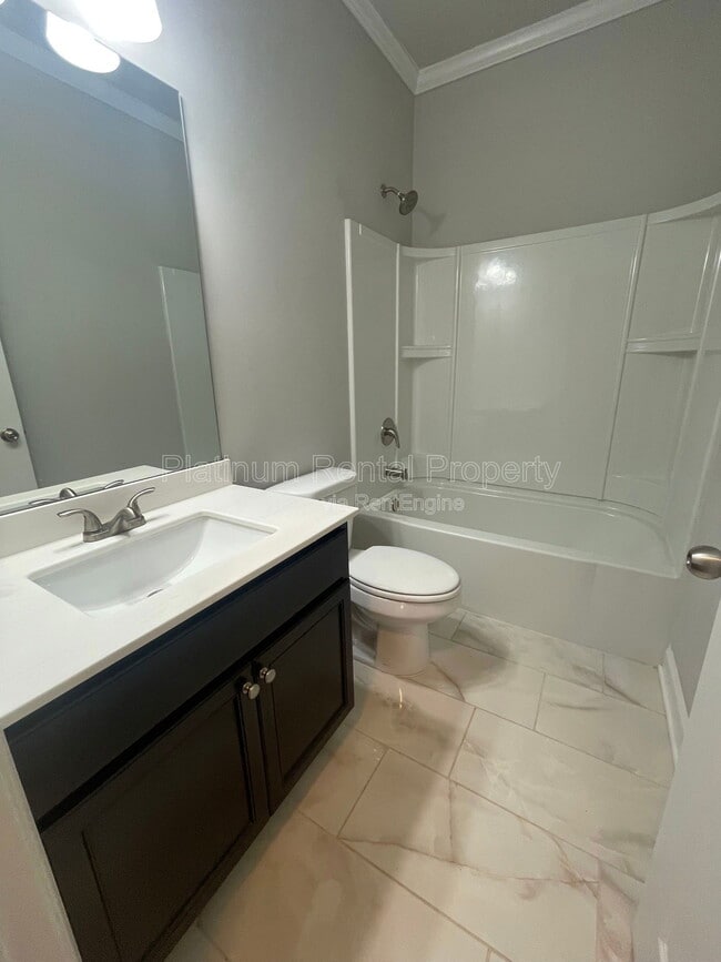 Building Photo - 8225 Crooked Crk Dr