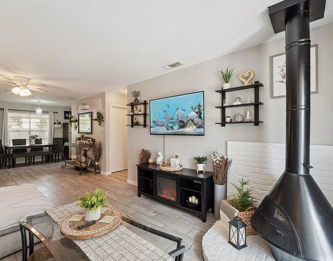 Primary Photo - 923 Vance Jackson Rd