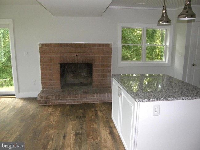 Building Photo - 72 Nutwell Rd