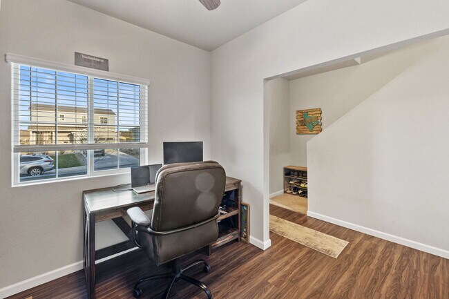 Building Photo - 5137 Blue Lunar Ln