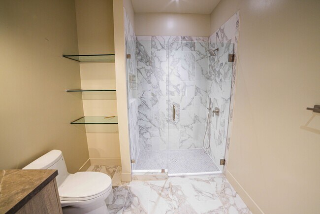 Building Photo - Rhine House Lofts