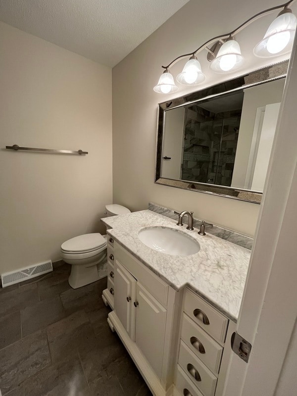 Building Photo - 908 Lynbrook Dr