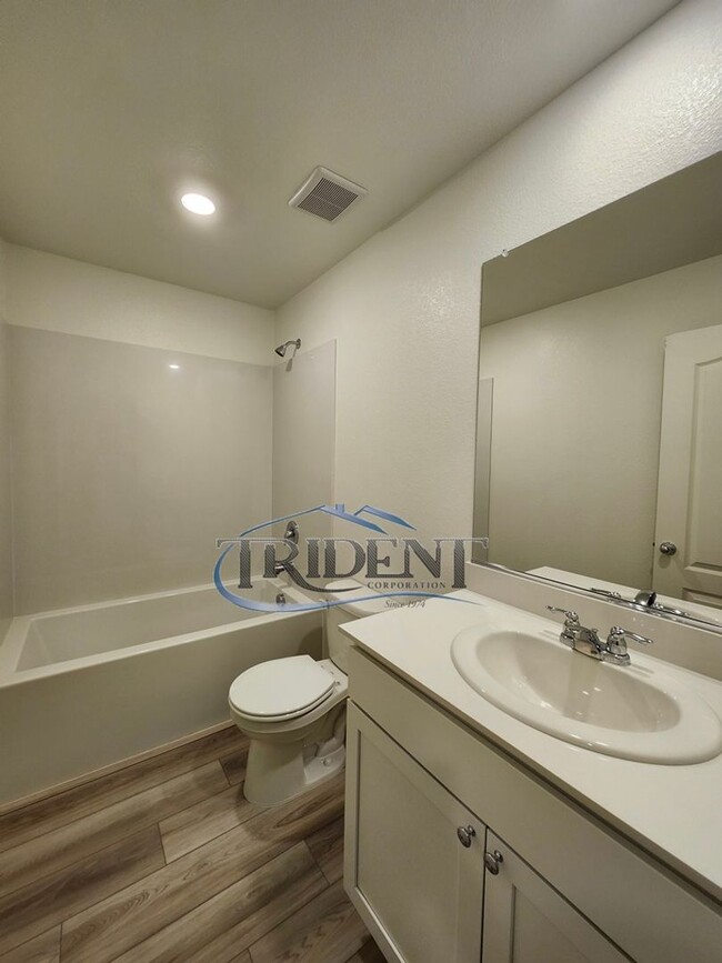 Building Photo - NEWER SOLAR HOME! This is a 3 bedroom, 2 bath house